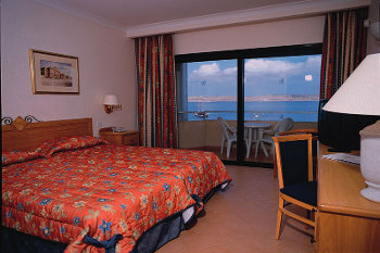 Hotel Riviera Resort & Spa 4*, Málta